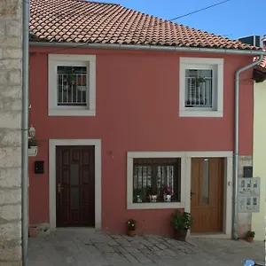 https://central-apartment-adria.in-istria.net