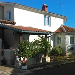 https://apt-zelena-oaza-75-m2-2-bedrooms.pula-hotels.org